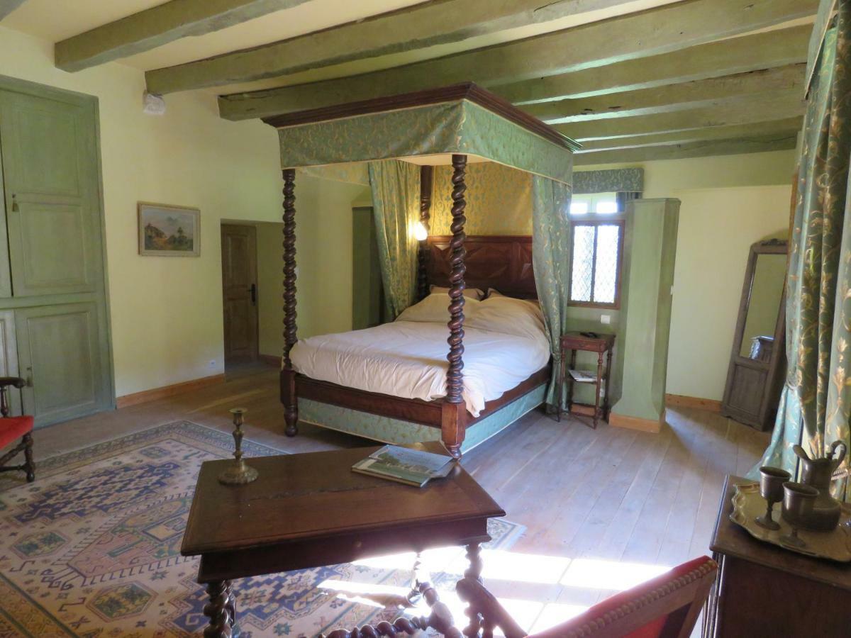 Château de Gaubert Bed & Breakfast Terrasson Exterior foto